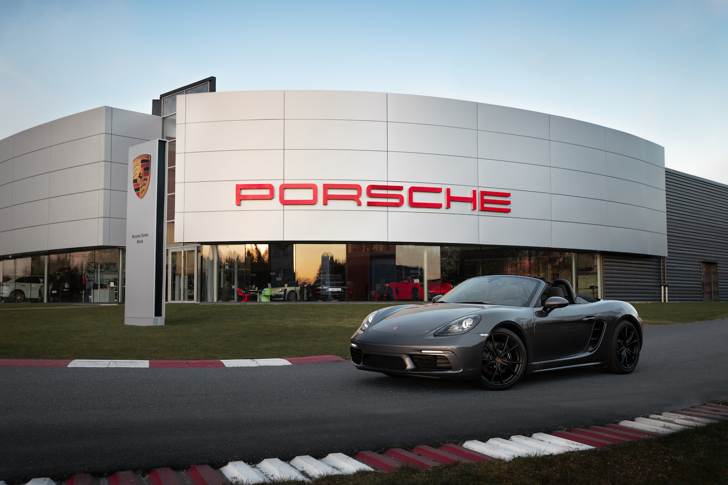Image of Porsche Center Borås
