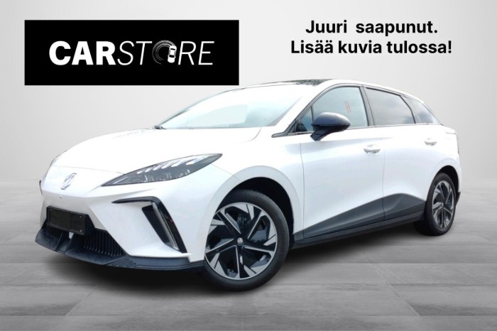 Luxury 64kWh // Ilmalämpöpumppu / Navi / 360- kamera / Tutka / Adaptv. vakkari / QI-lataus /