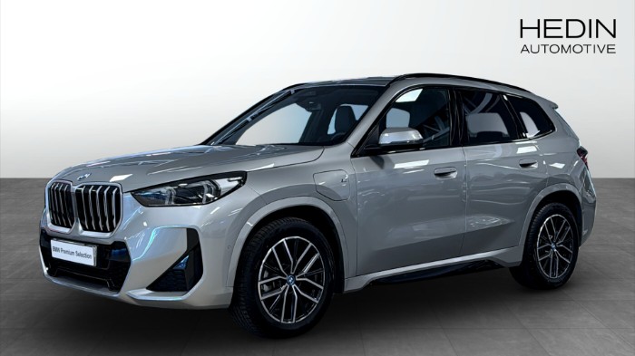 xDrive 25e M sport Active Premium Drag