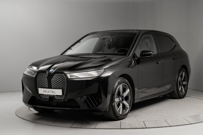 xDrive40 Fully Charged