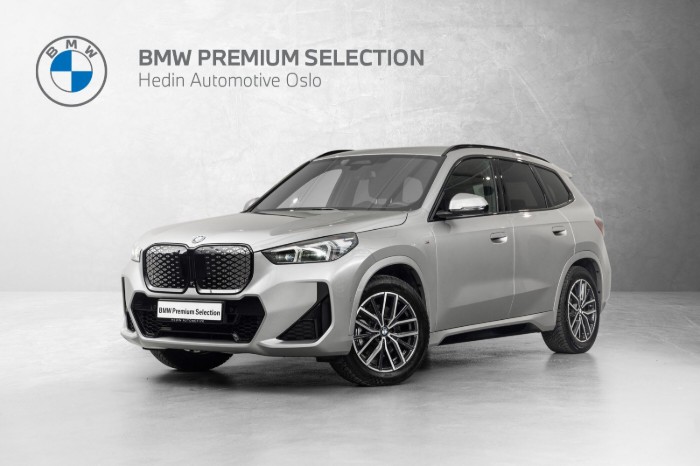 xDrive30 Fully Charged (K)