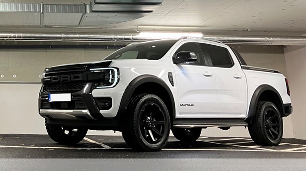 Wildtrak V6 240Hk Aut / Hedin Edition / Beställ idag!