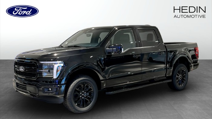 Lariat Black EDT 5.0L V8 406hk Demo