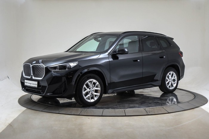 xDrive30 Fully Charged Premium E. (K)