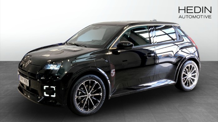 ICONIC FIVE EV52 // DEMO-bil