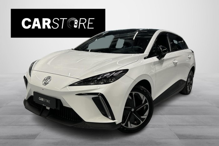 Luxury // ALV / ACC / 360kamera / Navi / ILP / LED / iSmart / Smart Entry //