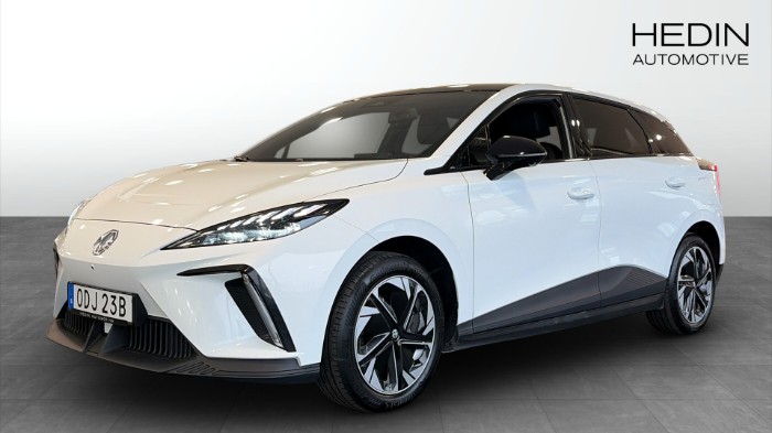 4 electric LUXURY 64KWH