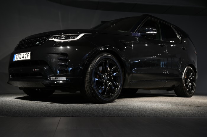 3 0l diesel awd auto R dynamic