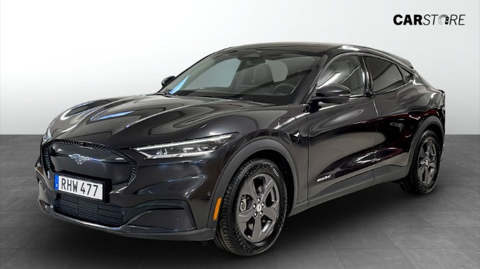 Long Range 294Hk / 360° kamera / CarPlay