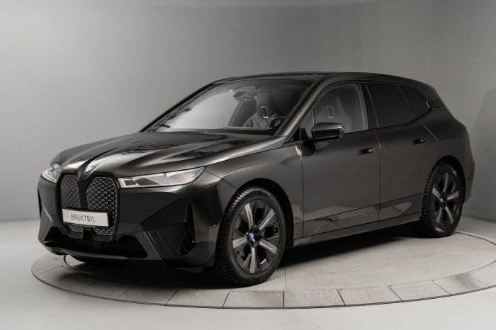 xDrive50 Fully Charged