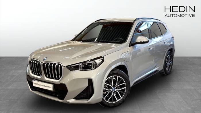 xDrive 25e M Sport Premiumpaket Dragkrok Adaptiva Led Elstol