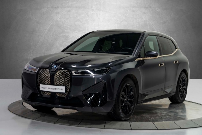 xDrive40 Fully Charged