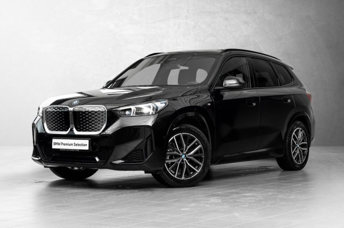 xDrive30 Fully Charged Premium E. (K)