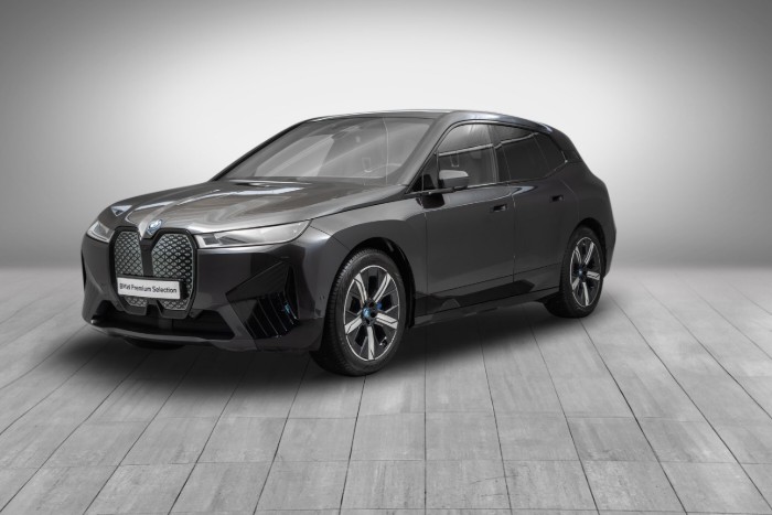 xDrive50 Fully Charged (K)