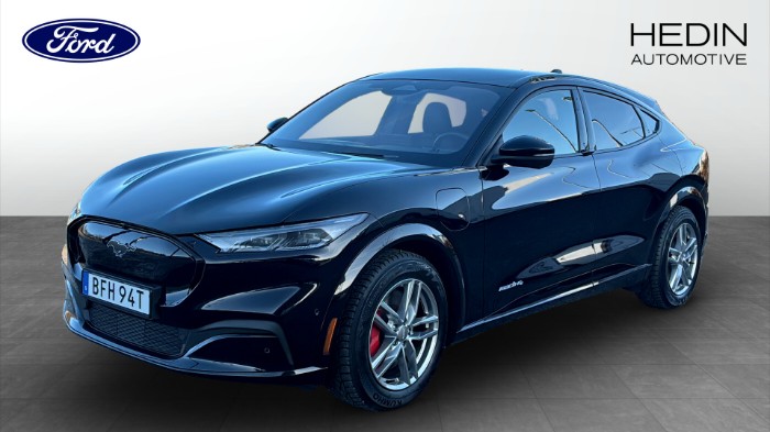 Standard Range|AWD|269hk|Pano|360-Kamera|