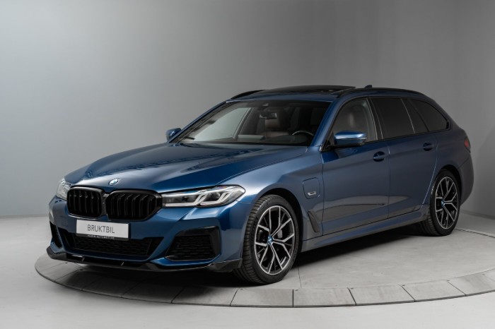 530e xDrive Touring