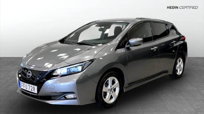 N-CONNECTA MY22 39 KWH LED / V-hjul