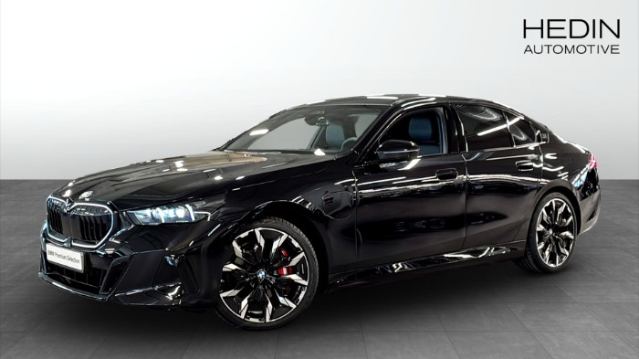 e xDrive Sedan M Sport Pro Business Edt Panorama Comfort B&W