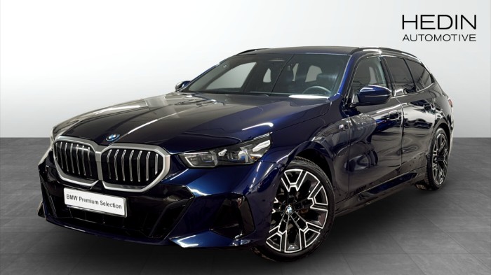 xDrive Touring M Sport / H&K / Drag