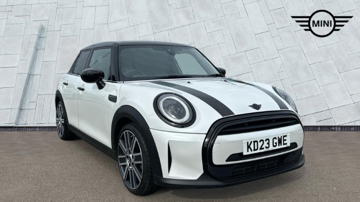 1.5 Cooper Exclusive Hatchback 5dr Petrol Steptronic Euro 6 (s/s) (136 ps)