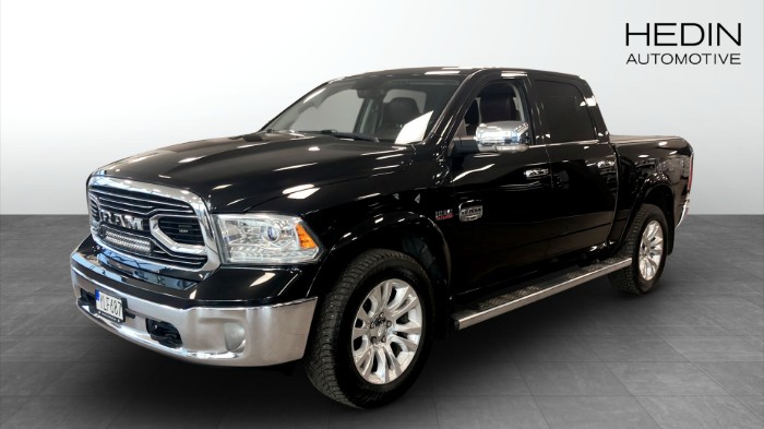 RAM 1500 LONGHORN CREW CAB 4X4