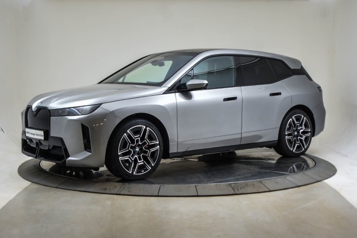 xDrive60 Supercharged (K)