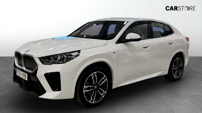 xDrive30, 306hk, M-sport|Backkamera|Drag|carplay