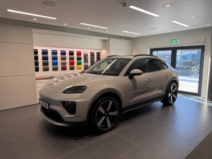 4 / 408HK / Leasebar