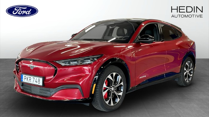 Standard Range AWD AUT 269hk