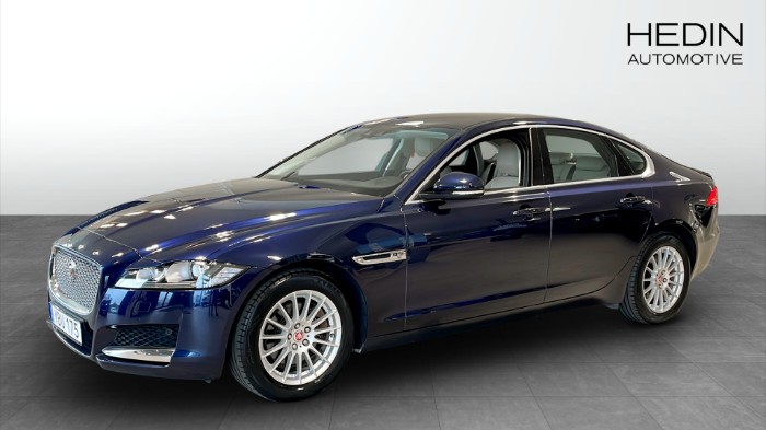 2.5T 240Hk Auto Nav/B-Kamera