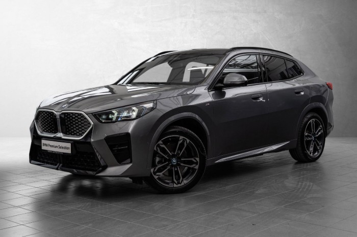 xDrive30 Fully Charged (K)