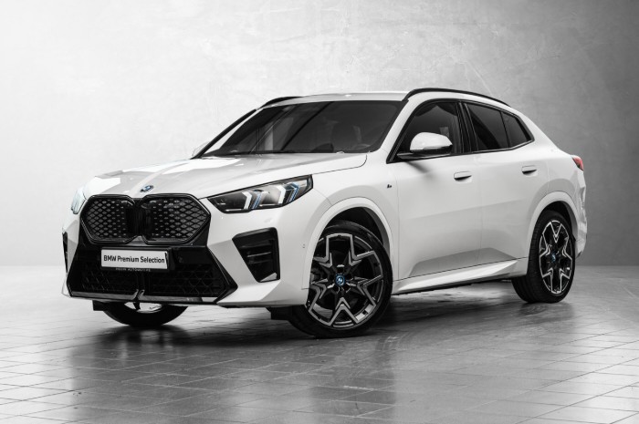 xDrive30 Fully Charged (K)