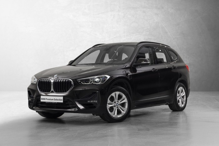 xDrive25e