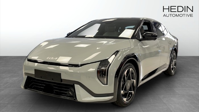 FASTBACK GT LINE FWD LR Fria V-Hjul och Laddkort 15000:-