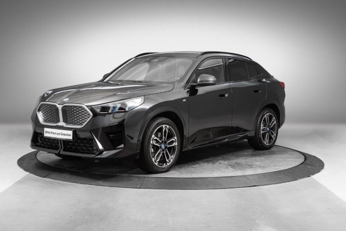 xDrive30 Fully Charged Premium E.(K)