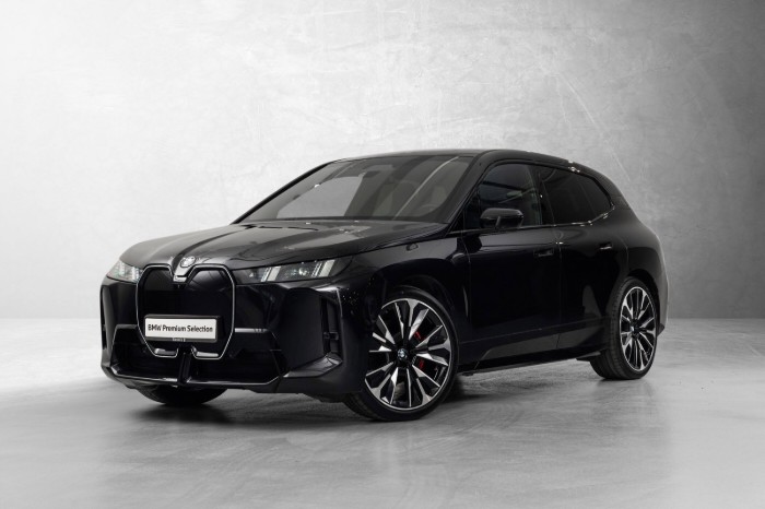 xDrive60 Supercharged (K)