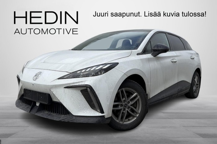 Luxury // 360°-kamera / Lämpöpumppu / Adapt. vakkari / Sähköpenkki / LED-valot / CarPlay / Keyless!