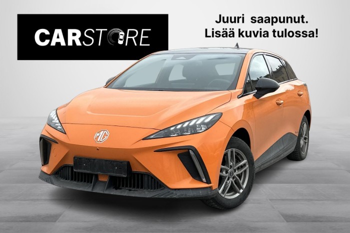 Luxury // 360°-kamera / Lämpöpumppu / Adapt. vakkari / Sähköpenkki / LED-valot / CarPlay / Keyless!