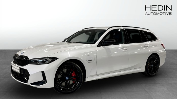 xDrive Touring M-sport Pro Rattvärme Aktiv farth Keyless