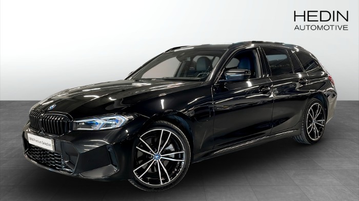 xDrive Touring M-sport Navi Head-up 19 tum Värmare Drag
