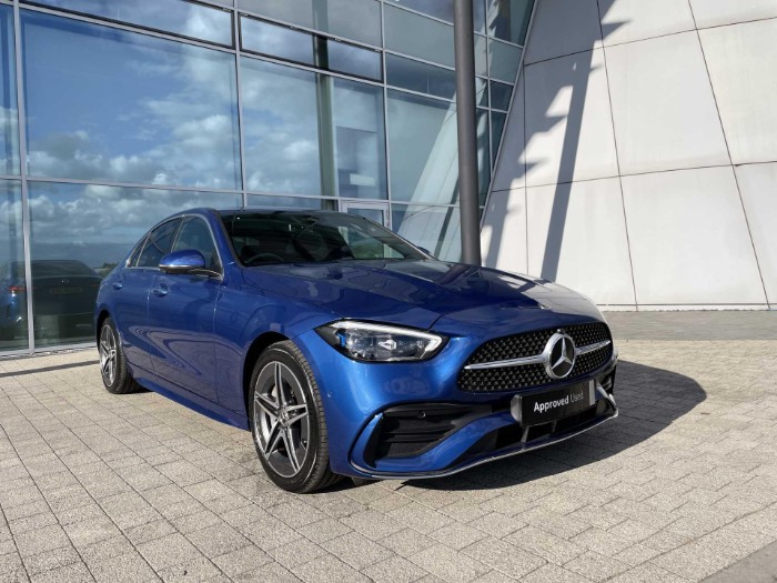 2.0 C300e 25.4kWh AMG Line (Premium) Saloon 4dr Petrol Plug-in Hybrid G-Tronic+ Euro 6 (s/s) (313 ps)