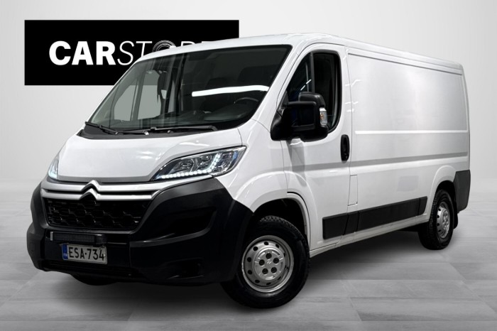 BlueHDi 120 35 L2H1 // ALV / Webasto / Vetokoukku / Ilmastointi / Kahdet renkaat ja vanteet //