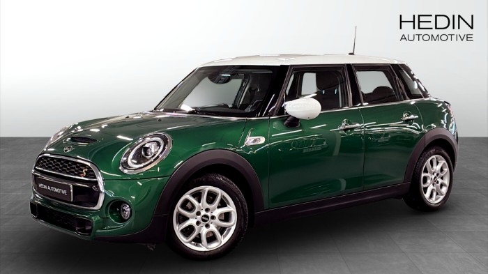 5-dörrar Automat 192 hk Bluetooth sportstolar