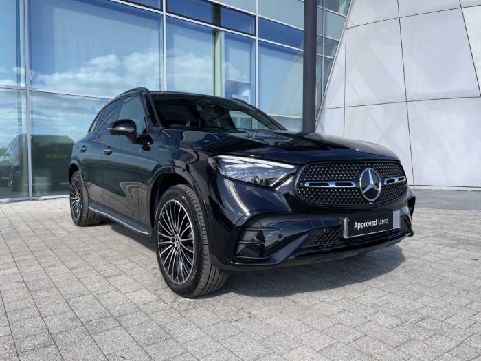 2.0 GLC300e 31.2kWh AMG Line (Premium Plus) SUV 5dr Petrol Plug-in Hybrid G-Tronic+ 4MATIC Euro 6 (s/s) (313 ps)