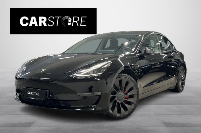 Performance // Ryzen / Premium Audio / Lämpöpumppu / Matrix LED //