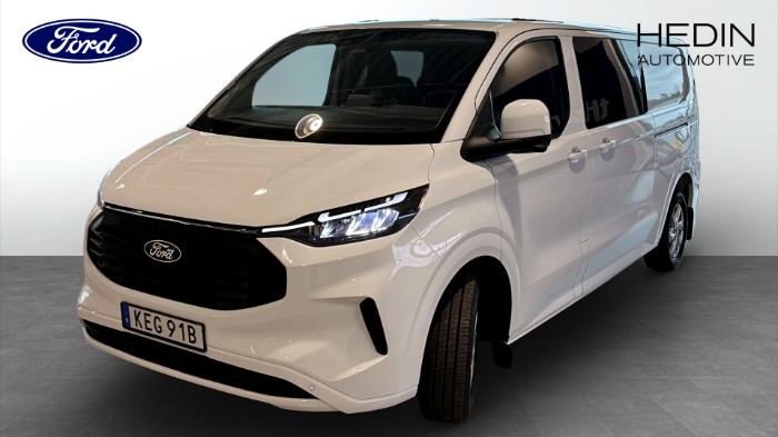 Dubbelhytt 320L 170Hk AUT / Lagerbil Uppsala