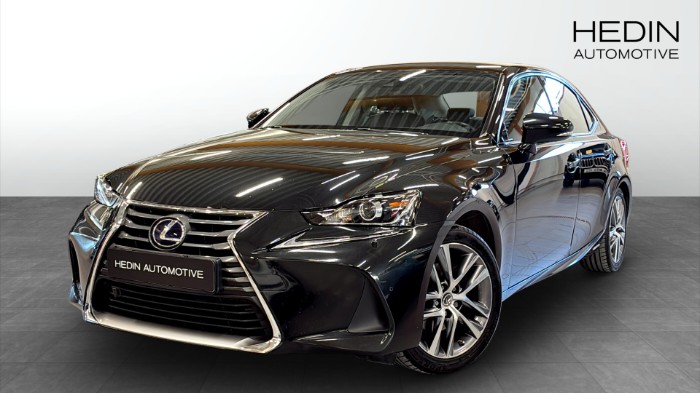 300h 2.5 cvt Executive Motorv Vinterhjul