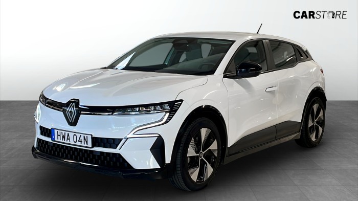 60 kWh 218Hk / Kamera / CarPlay