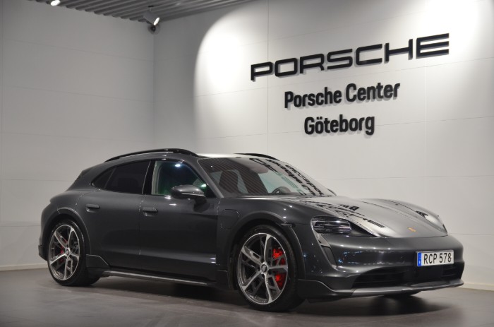 4S Cross Turismo / VAT / Leasebar