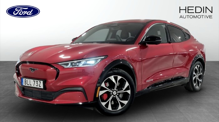 AWD Standard Range 269hk Automat